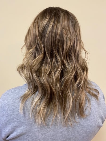 Image of  Women's Hair, Hair Color, Balayage, Brunette, Blonde, Foilayage, Hair Length, Medium Length, Haircuts, Layered, Hairstyles, Beachy Waves