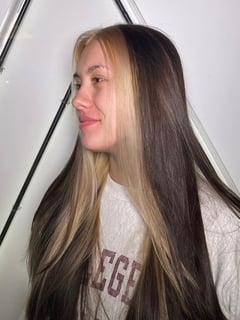 View Brunette Hair, Hair Color, Women's Hair, Hairstyle, Long Hair (Mid Back Length), Hair Length - Lilly Owen, Arlington, VA