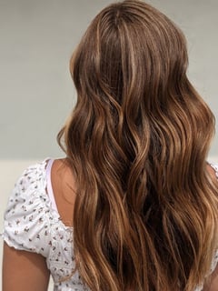 View Women's Hair, Foilayage, Hair Color, Medium Length, Hair Length, Layered, Haircuts, Beachy Waves, Hairstyles - Olivia Lee, San Diego, CA