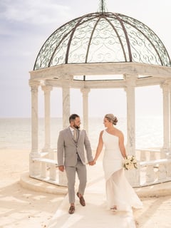 View Photographer, Wedding, Destination Wedding, Outdoor Wedding, Beach Wedding - Kelly Berringer, Orlando, FL