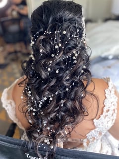 View Hairstyles, Vintage, Curly, Bridal, Women's Hair - Clara Gomez, Louisville, KY