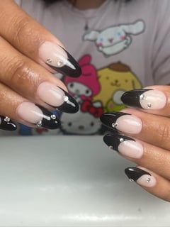 View Nails, Black, Hand Painted, Round, Almond, Nail Style, Nail Color, Nail Jewels, Nail Length, French Manicure, Medium, Nail Shape - daisy velazquez, Grayslake, IL