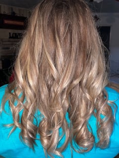 View Balayage, Curly, Hairstyles, Highlights, Foilayage, Brunette, Blonde, Women's Hair, Hair Color - Jessica Bundy, Houston, TX