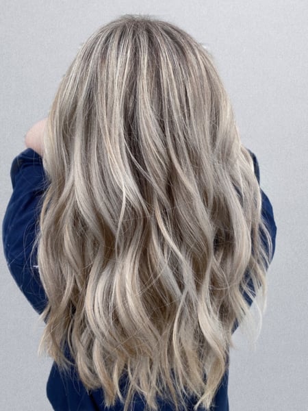 Image of  Women's Hair, Hair Color, Foilayage, Blonde, Highlights