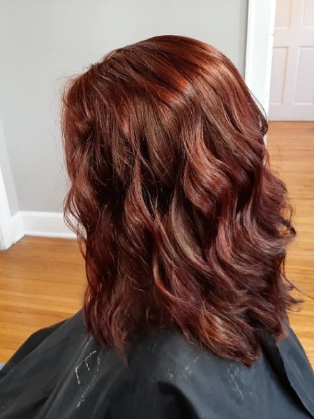 Image of  Women's Hair, Red, Hair Color, Shoulder Length, Hair Length, Beachy Waves, Hairstyles