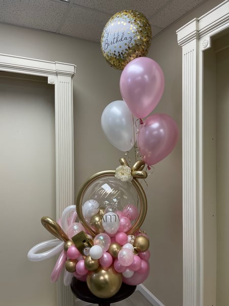 Image of  Birthday, Colors, White, Gold, Pink, Glitter, Balloon Decor, Arrangement Type, Helium Bouquet, Event Type