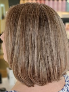 View Women's Hair, Blonde, Hair Color, Brunette, Highlights, Shoulder Length, Hair Length, Layered, Haircuts, Blunt, Straight, Hairstyles - Sheri Lillich, Columbia, MO