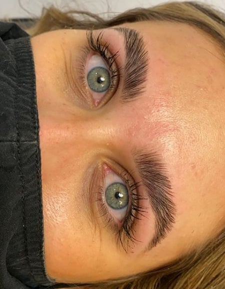 Image of  Brows, Arched, Brow Shaping, Brow Lamination, Wax & Tweeze, Brow Technique, Brow Tinting