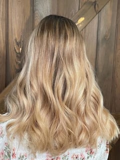 View Women's Hair, Color Correction, Hair Color, Foilayage, Highlights, Hair Length, Long, Haircuts, Layered, Beachy Waves, Hairstyles - Courtney Oswald, Trinity, FL
