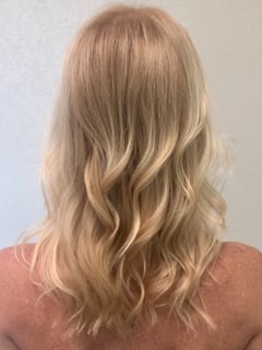 View Women's Hair, Beachy Waves, Hair Length, Long Hair (Upper Back Length), Highlights, Blonde, Hair Color, Hairstyle - Kaci, Trinity, FL