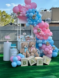 View Accents, Pink, Blue, Colors, Baby Shower, Event Type, Balloon Arch, Arrangement Type, Balloon Decor, Flowers - Amianadet Melendez, Kissimmee, FL