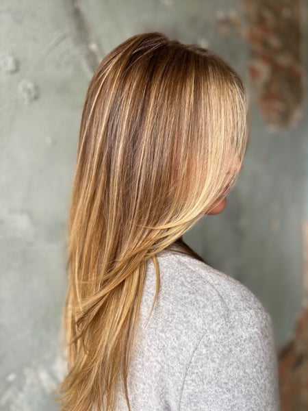 Image of  Women's Hair, Blowout, Hair Color, Balayage, Blonde, Foilayage, Highlights, Hair Length, Medium Length, Layered, Haircuts, Straight, Hairstyles