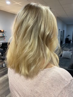 View Hair Color, Hair Length, Shoulder Length Hair, Blonde, Women's Hair - Kayla White, Lake Charles, LA