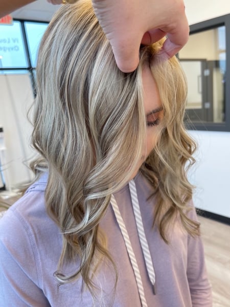 Image of  Women's Hair, Hair Color, Balayage, Color Correction, Blonde, Highlights, Beachy Waves, Hairstyles