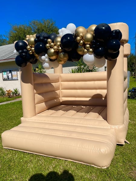 Image of  Balloon Garland, Event Type, Birthday, Wedding, Graduation, Corporate Event, Colors, Gold, Black, Balloon Decor, Arrangement Type