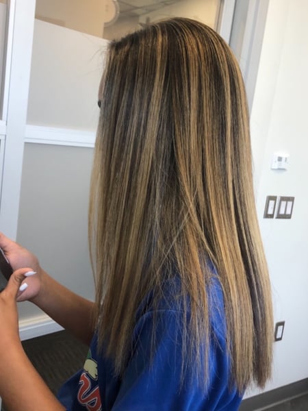Image of  Women's Hair, Blowout, Hair Color, Balayage, Blonde, Brunette, Highlights, Full Color