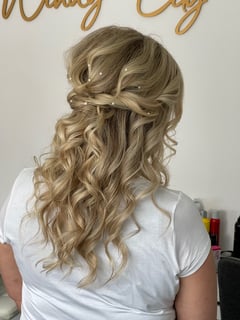 View Women's Hair, Hairstyle, Bridal Hair - Ajla Zahidic, Chicago, IL