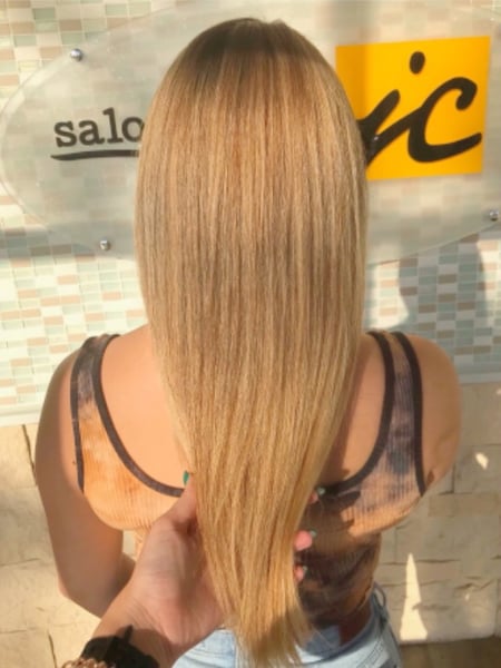 Image of  Women's Hair, Blowout, Hair Color, Blonde, Highlights