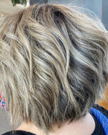 Image of  Women's Hair, Balayage, Hair Color, Blonde, Short Chin Length, Hair Length, Bob, Haircuts, Blunt