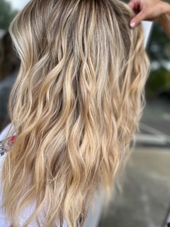 View Long Hair (Mid Back Length), Curls, Hairstyle, Beachy Waves, Layers, Curly, Haircut, Hair Length, Highlights, Foilayage, Blonde, Balayage, Hair Color, Blowout, Women's Hair - Ashley Blevins, Oviedo, FL