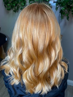 View Hair Color, Layered, Haircuts, Women's Hair, Beachy Waves, Hairstyles, Full Color - Keaton Sloan, Glasgow, KY