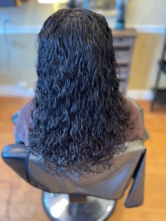 View Coily, Haircuts, Women's Hair, Curly, Curly, Hairstyles, Perm, Black, Hair Color, Full Color, Long, Hair Length - Tiffany Austin, Saint Petersburg, FL