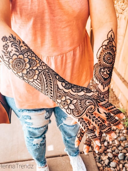 Image of  Cosmetic, Henna, Cosmetic Tattoos