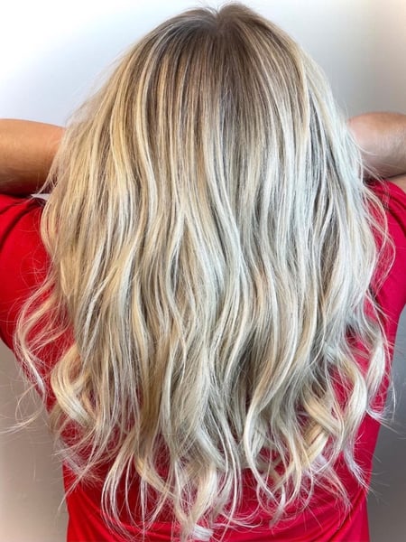 Image of  Women's Hair, Balayage, Hair Color, Blonde, Foilayage, Medium Length, Hair Length, Beachy Waves, Hairstyles