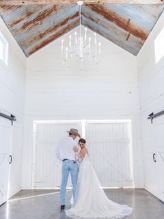 View Farm, Rustic, Wedding, Photographer - Jennifer Wax, Decatur, TX