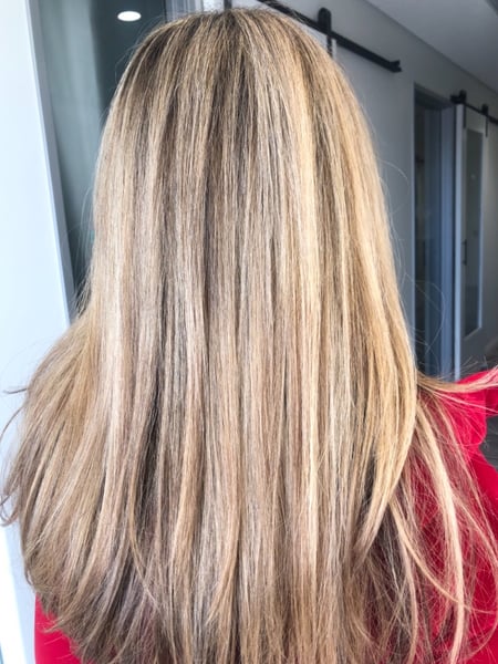 Image of  Women's Hair, Hair Color, Balayage, Blonde, Foilayage, Highlights, Long Hair (Mid Back Length), Hair Length, Blunt (Women's Haircut), Haircut