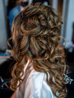 View Women's Hair, Curly, Hairstyles, Bridal - Jessica Lara, Fort Worth, TX