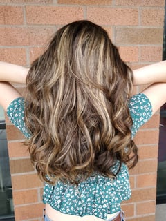 View Women's Hair, Balayage, Hair Color, Blonde, Brunette, Foilayage, Highlights, Long, Hair Length, Layered, Haircuts, Curly, Hairstyles, Beachy Waves - Krystle Dutton, Beaverton, OR