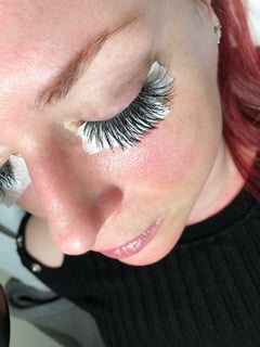 View Classic, Eyelash Extensions, Lashes - Tristan Taylor, 
