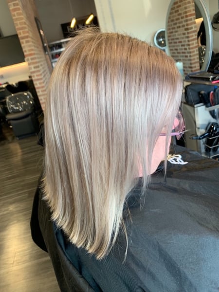 Image of  Women's Hair, Hair Color, Blonde, Highlights, Hair Length, Shoulder Length, Haircuts, Blunt, Hairstyles, Straight
