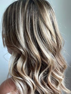 View Blonde, Hairstyles, Beachy Waves, Hair Length, Long, Highlights, Hair Color, Women's Hair - Allie Babazadeh, Charlotte, NC