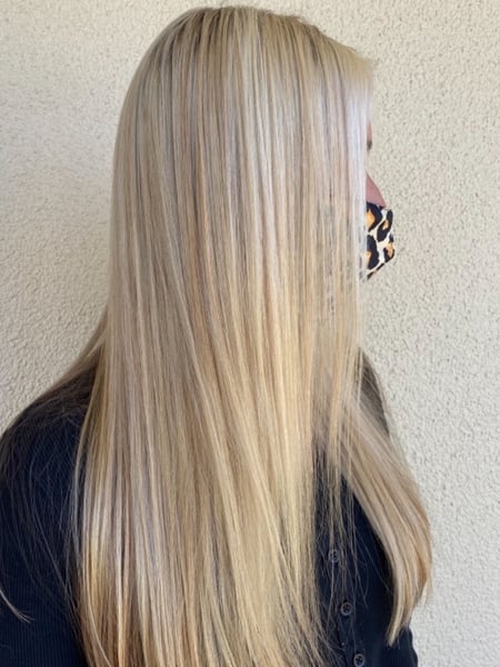 Image of  Women's Hair, Blowout, Blonde, Hair Color, Foilayage, Highlights, Long, Hair Length, Blunt, Haircuts, Hairstyles, Straight