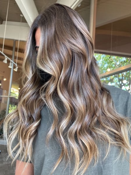 Image of  Women's Hair, Hair Color, Balayage, Brunette Hair, Foilayage, Highlights, Beachy Waves, Hairstyle
