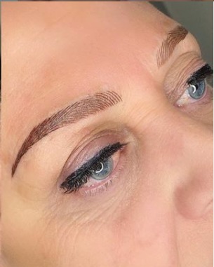 Image of  Brows, Brow Sculpting, Arched, Brow Shaping, Threading, Brow Technique, Brow Lamination