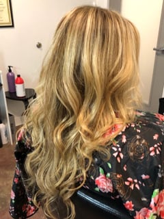 View Women's Hair, Balayage, Hair Color, Blonde, Hairstyles, Beachy Waves, Curly - America gonzalez, Houston, TX