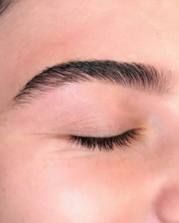 Image of  Brows, Brow Shaping, Straight