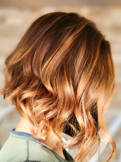View Women's Hair, Full Color, Hair Color, Short Chin Length, Hair Length, Beachy Waves, Hairstyles - Stefanie Smith, Syracuse, NY