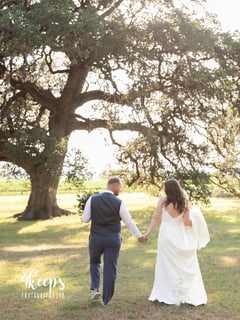 View Photographer, Outdoor, Farm, Rustic, Informal, Wedding - Melissa Higday, Montgomery, TX