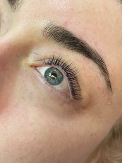 View Wax & Tweeze, Lashes, Lash Lift, Lash Tint, Brow Tinting, Brow Technique, Brows, Brow Shaping, Arched, Brow Treatments, Lash Treatments - Ronnie Little, Columbus, OH