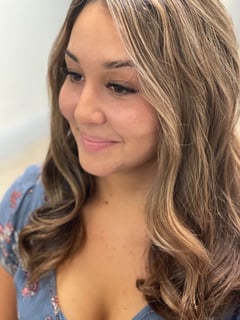 View Women's Hair, Hair Color, Blowout, Balayage, Foilayage, Highlights - Kendra Weddell, Bedford, TX