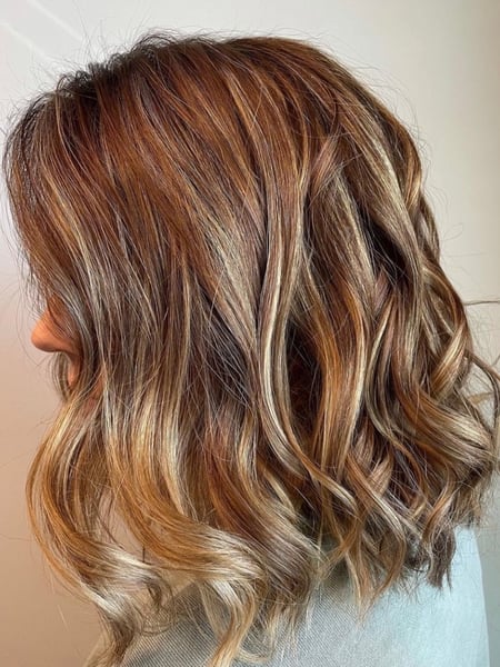 Image of  Women's Hair, Hair Color, Balayage, Brunette, Blonde, Foilayage, Full Color, Shoulder Length, Hair Length, Beachy Waves, Hairstyles