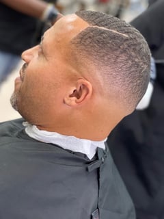 View Men's Hair, Medium Fade, Haircut - Cierra Davis, Columbus, OH