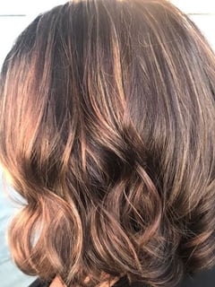 View Women's Hair, Hairstyle, Beachy Waves, Hair Length, Shoulder Length Hair, Hair Color, Balayage - Tonija , Leawood, KS