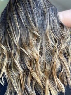 View Women's Hair, Balayage, Hair Color, Blonde, Brunette, Foilayage, Highlights, Hair Length, Long, Layered, Haircuts, Beachy Waves, Hairstyles - Ashlee Fowler, Miami, FL