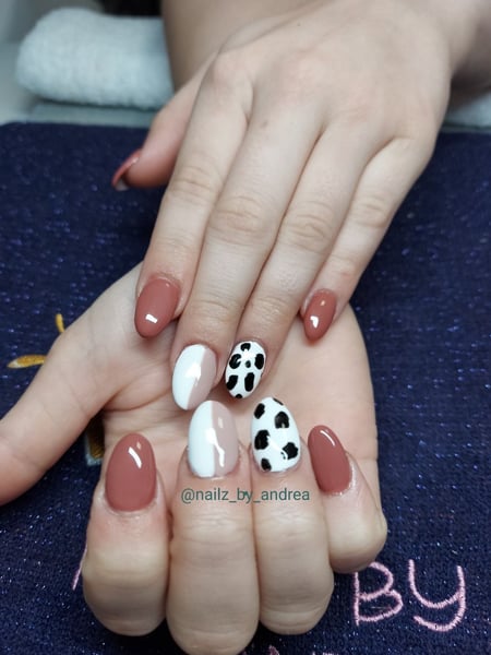 Image of  Nails, Gel, Nail Finish, Acrylic, Manicure, Short, Nail Length, Brown, Nail Color, White, Almond, Nail Shape, Black, Beige