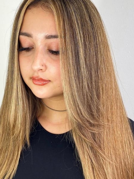 Image of  Women's Hair, Blonde, Hair Color, Highlights, Long, Hair Length, Layered, Haircuts, Straight, Hairstyles